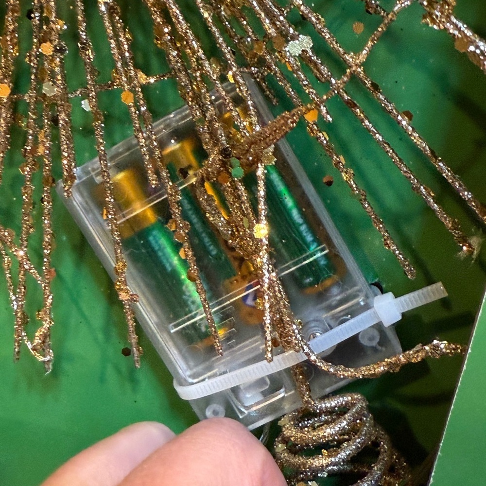 Shatterproof Ornament Set and LED Starburst Tree Topper Gold & Silver Christmas - Picture 4 of 16